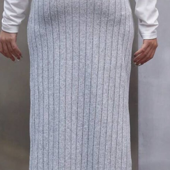 NWOT SHEIN Casual And Elegant Long Slit Skirt - Picture 2 of 7